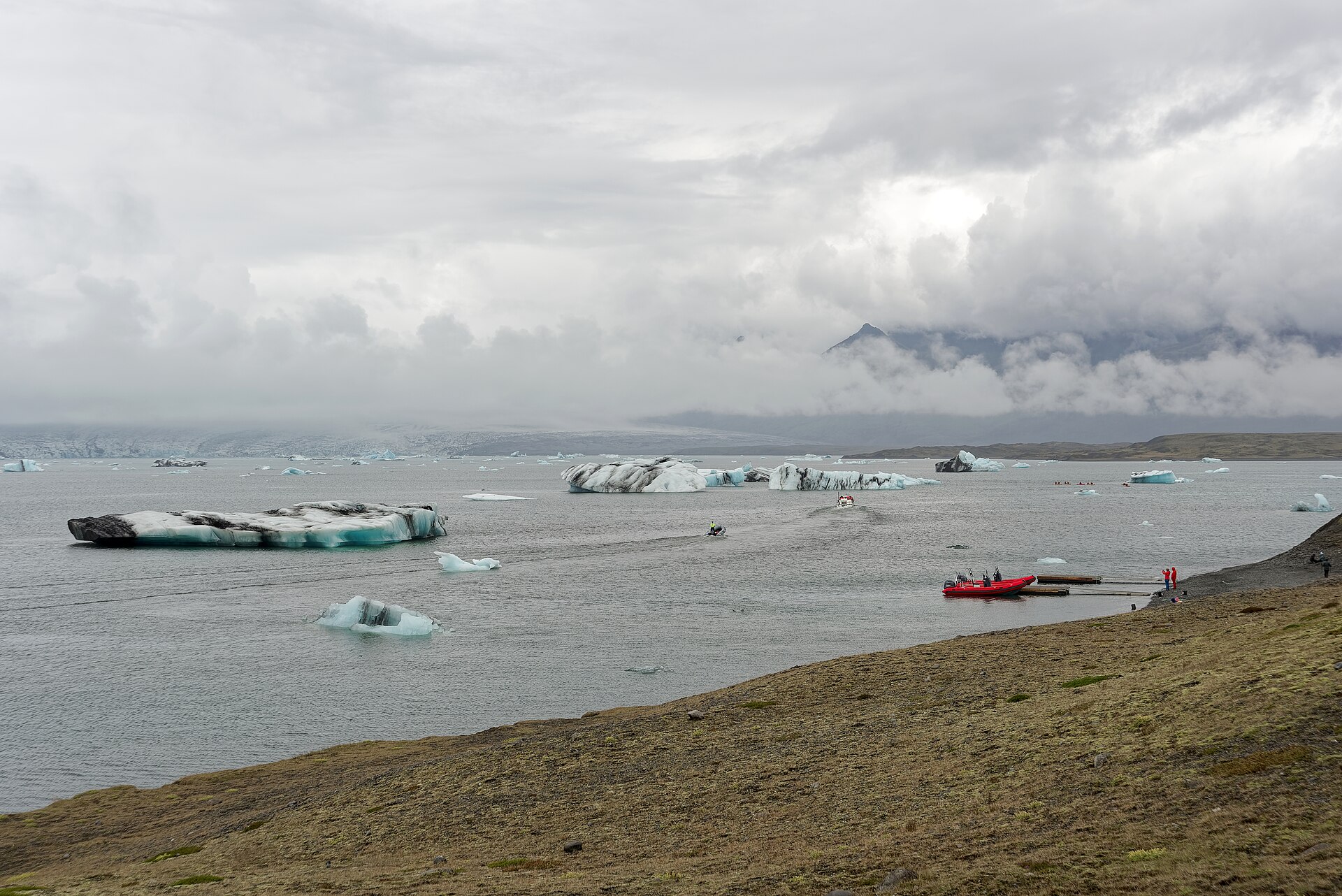 Jökulsárlón glacier lagoon